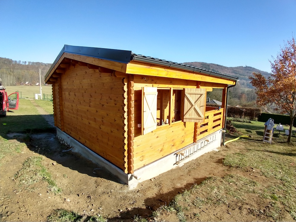 Naše realizace: Dřevěná chata Olivia u Kdyně 6x6